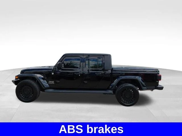 Used 2022 Black Clearcoat Jeep  image 17