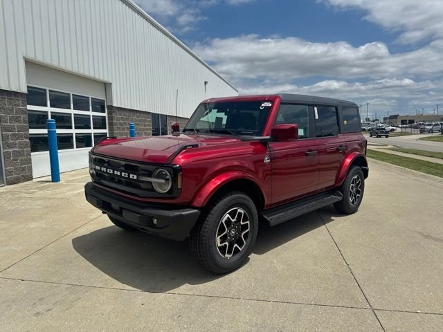 New 2026 Ruby Red Metallic Tinted Clearcoat Ford Outer Banks® image 9