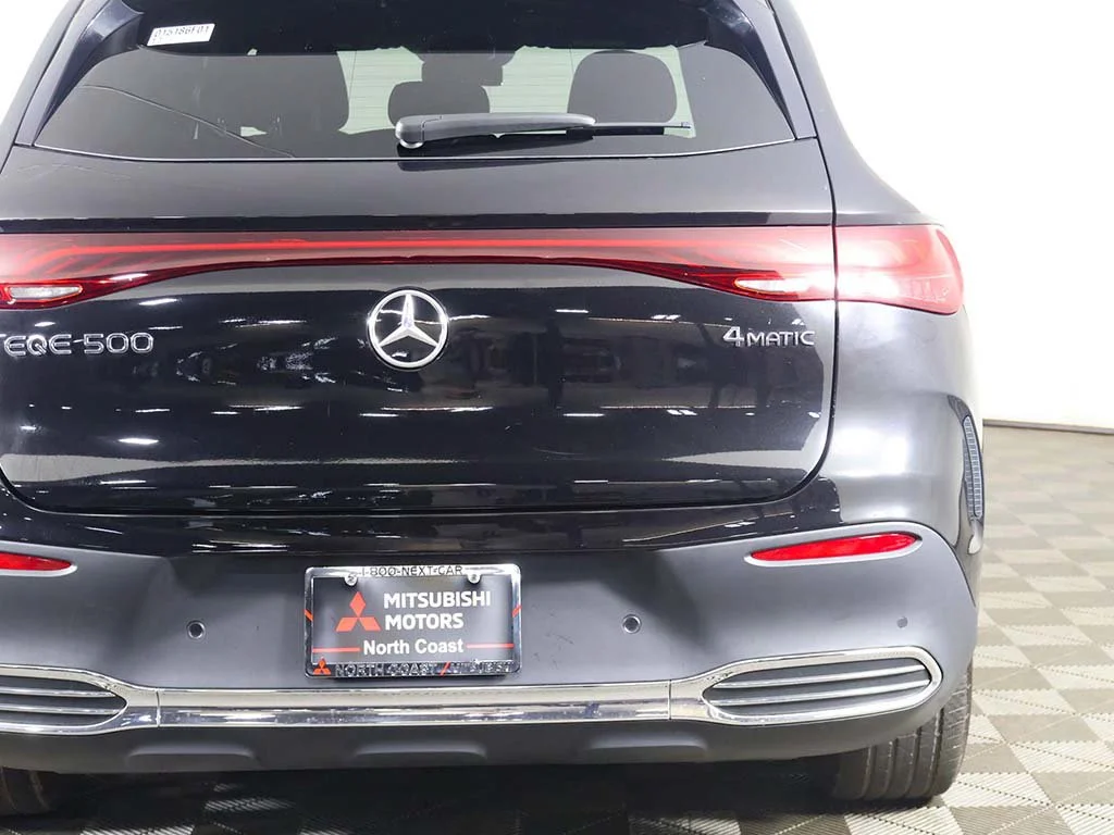 Used 2023 Black Mercedes-Benz 500 SUV image 18