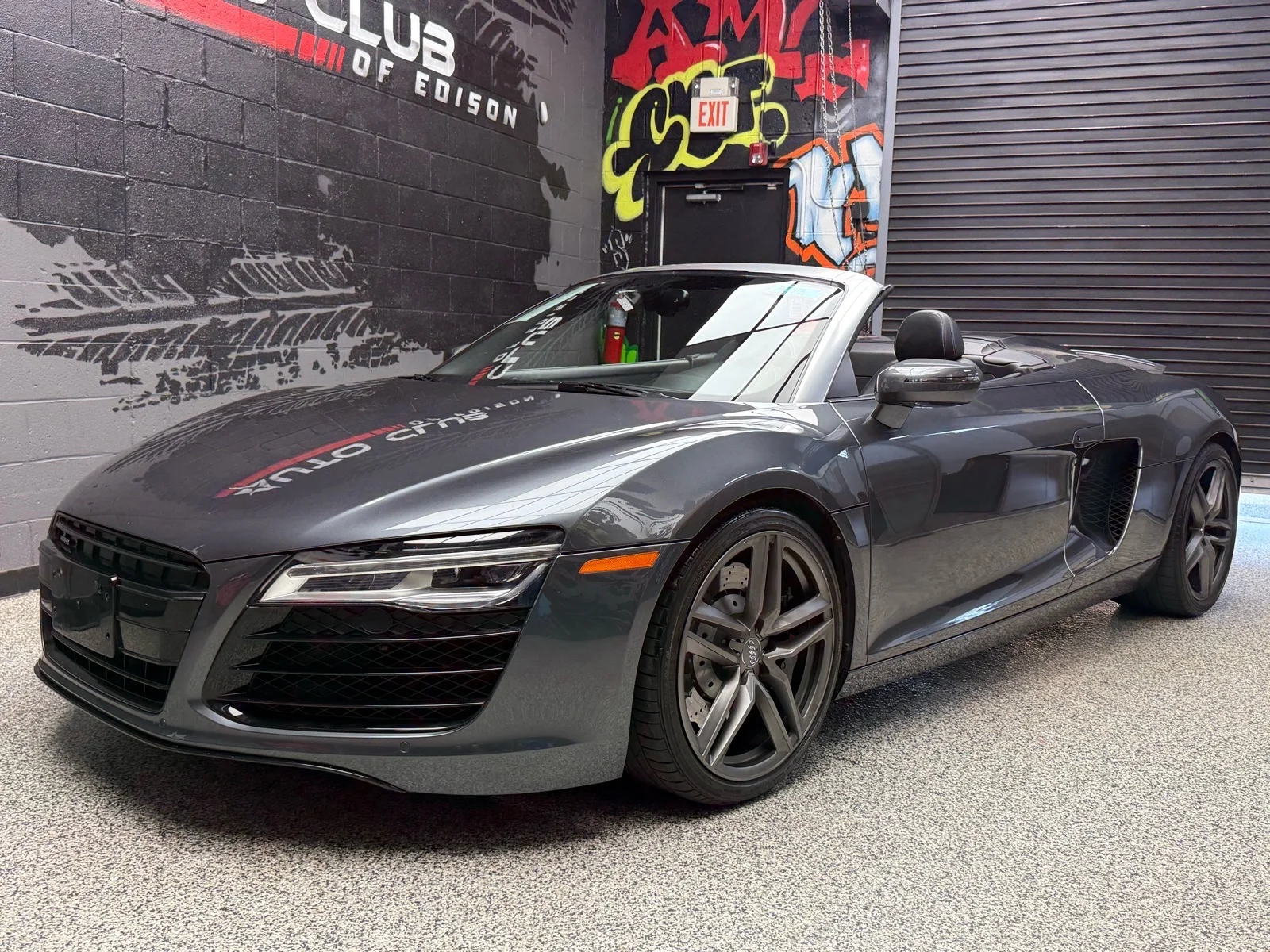 Used 2015 Daytona Gray Pearl Effect (6y) Audi 4.2 QUATTRO SPYDER image 9