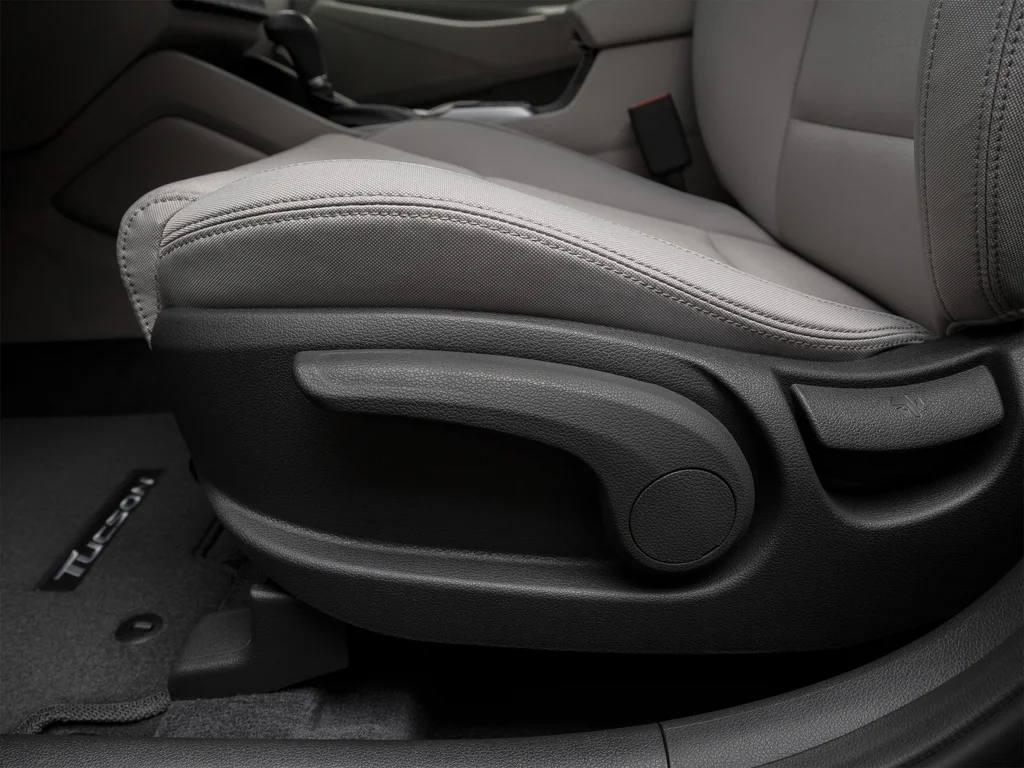 Used 2018 Gray Hyundai SEL image 24
