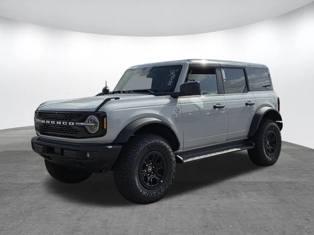 New 2026 Avalanche Gray Ford Outer Banks® image 25