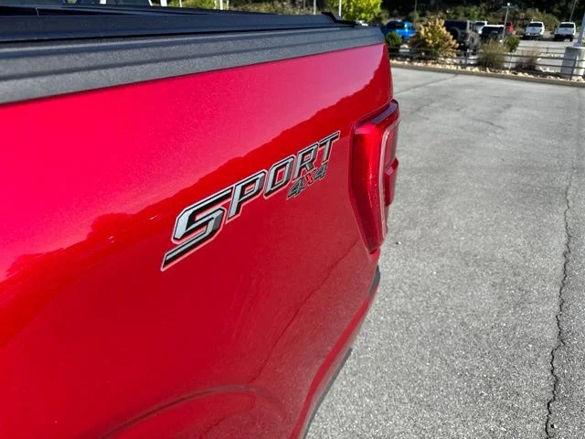 Used 2021 Red Ford XLT image 12