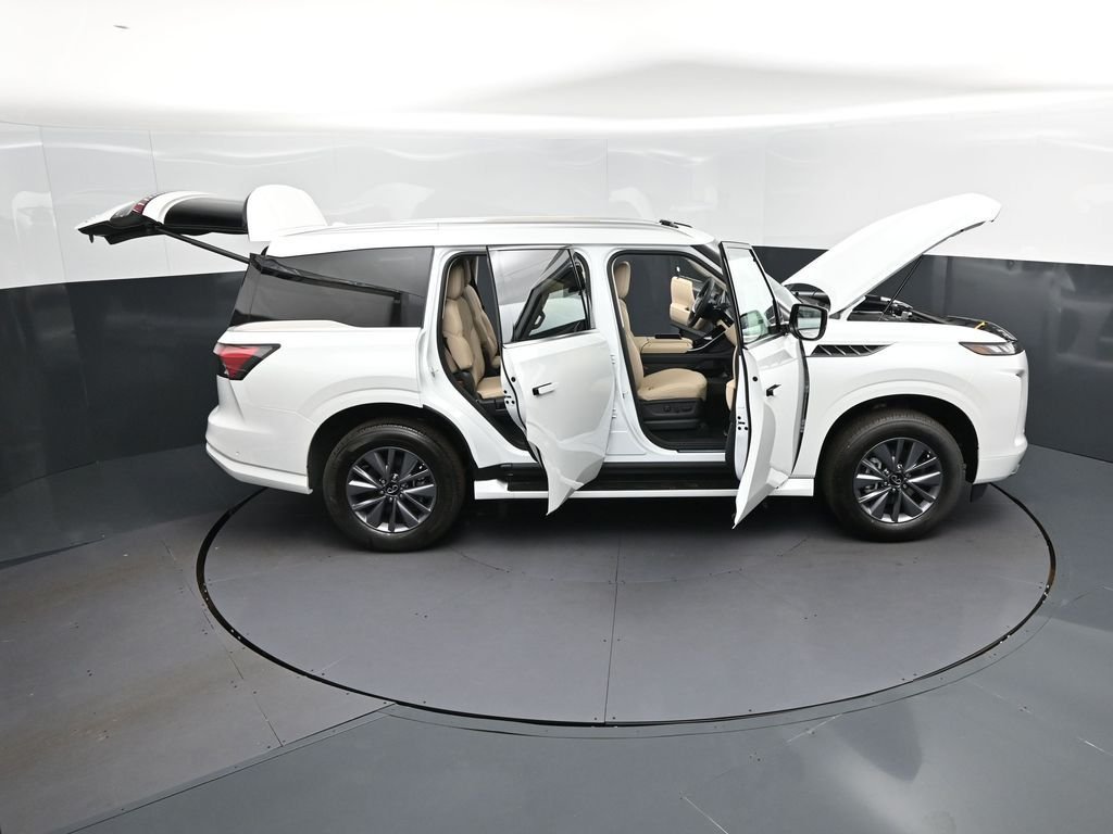 New 2026 RADIANT WHITE INFINITI Pure 2WD image 53