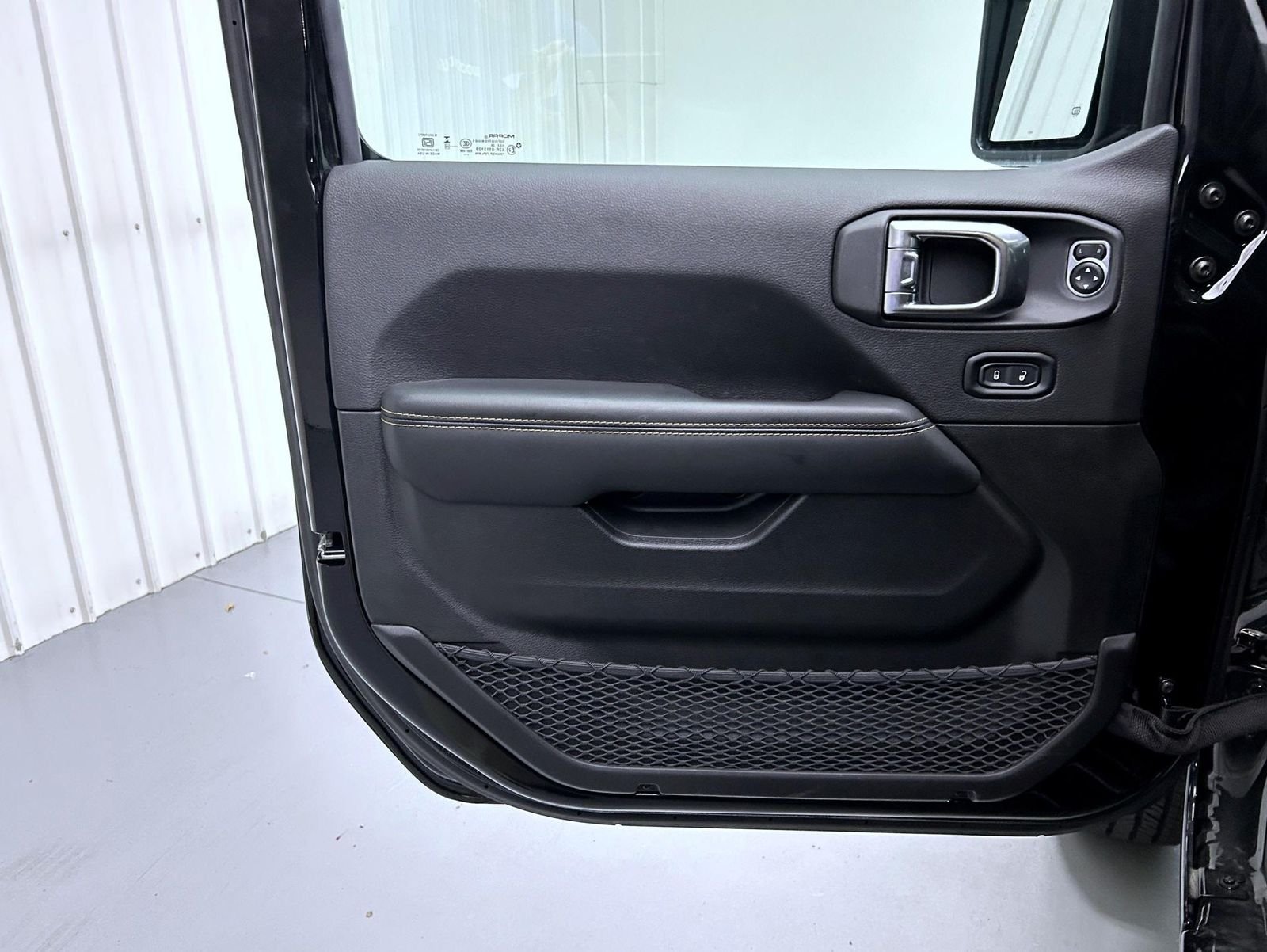 New 2026 Black Clearcoat Jeep Sahara image 9