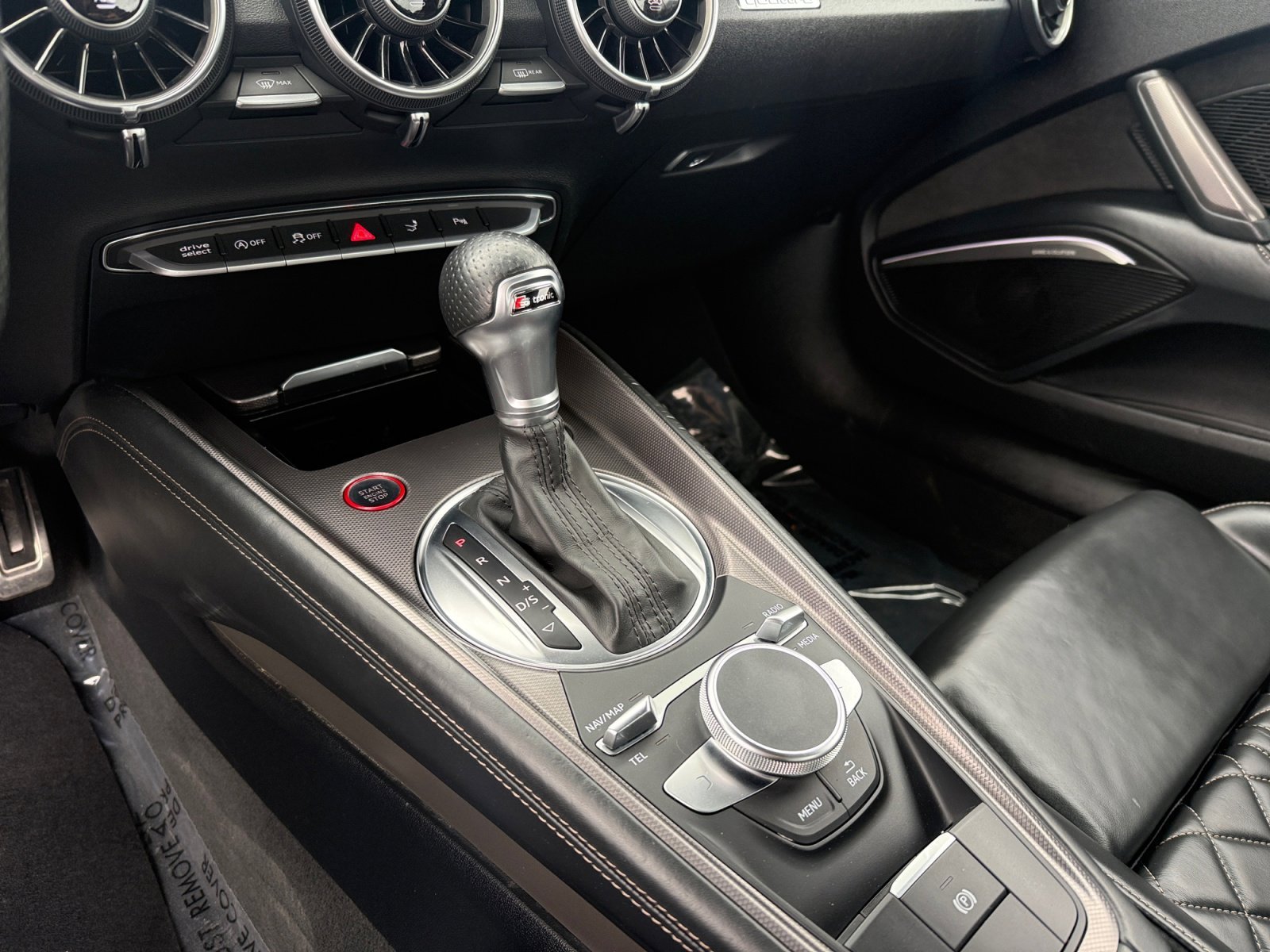 Used 2022 Black Metallic Audi 2.0T image 13