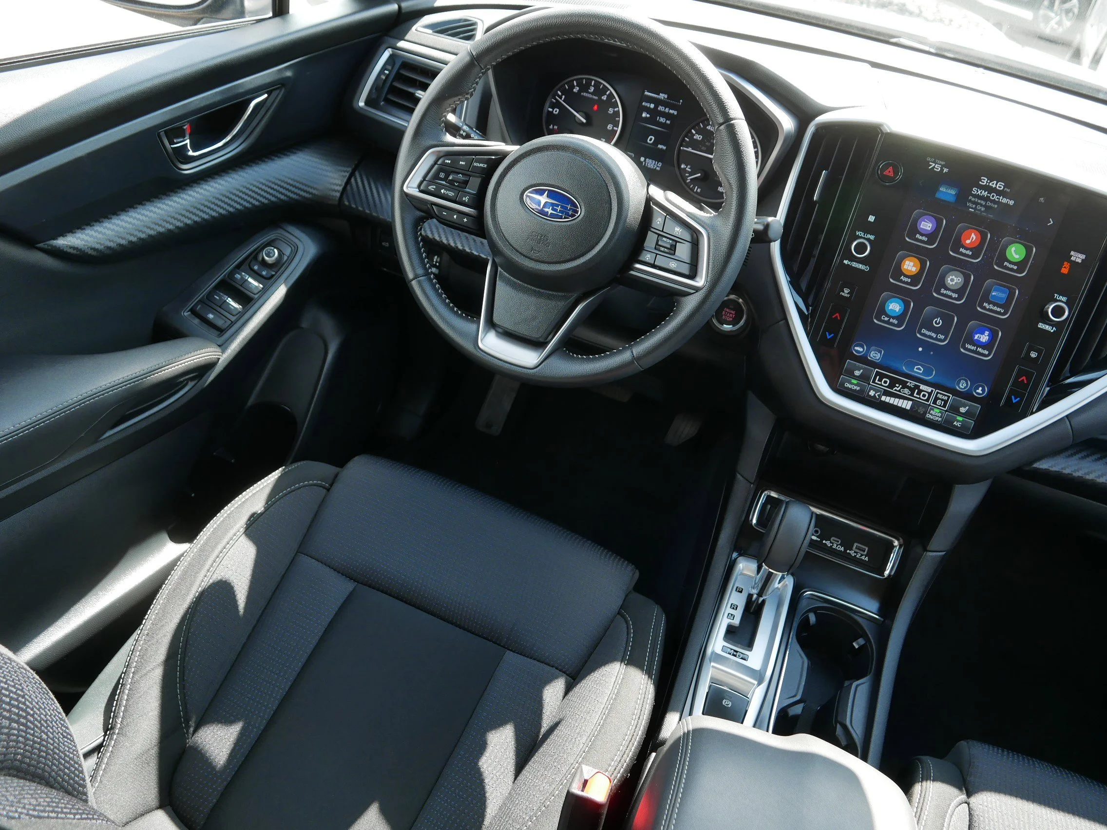 Used 2025 Cosmic Blue Pearl Subaru Premium image 9