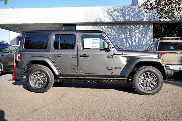 New 2026 Granite Crystal Metallic Clear-Coat Exterior Paint Jeep Sport S image 7