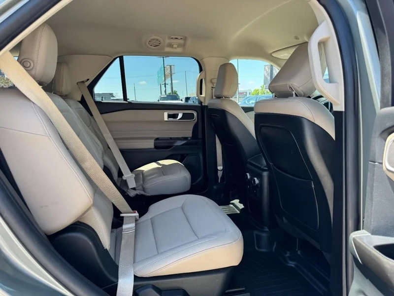 Used 2020 Silver Spruce Metallic Ford XLT 4WD image 13