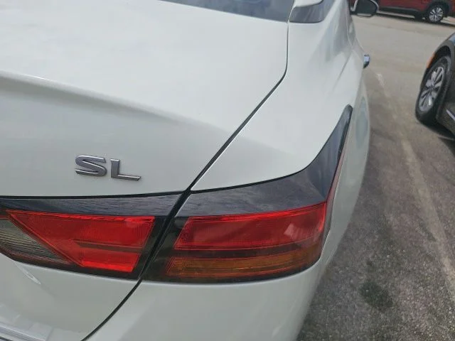 Used 2023 White Nissan 2.5 SL image 4