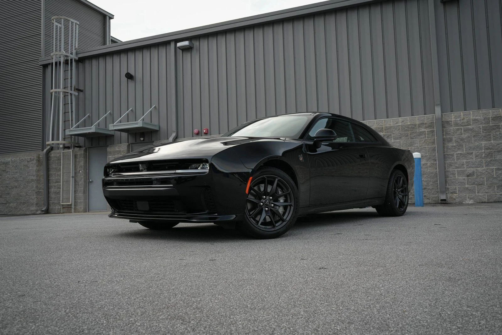 New 2026 Diamond Black Crystal Pearlcoat Dodge Scat Pack image 2