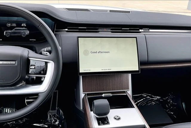 New 2026 White Land Rover SE image 6