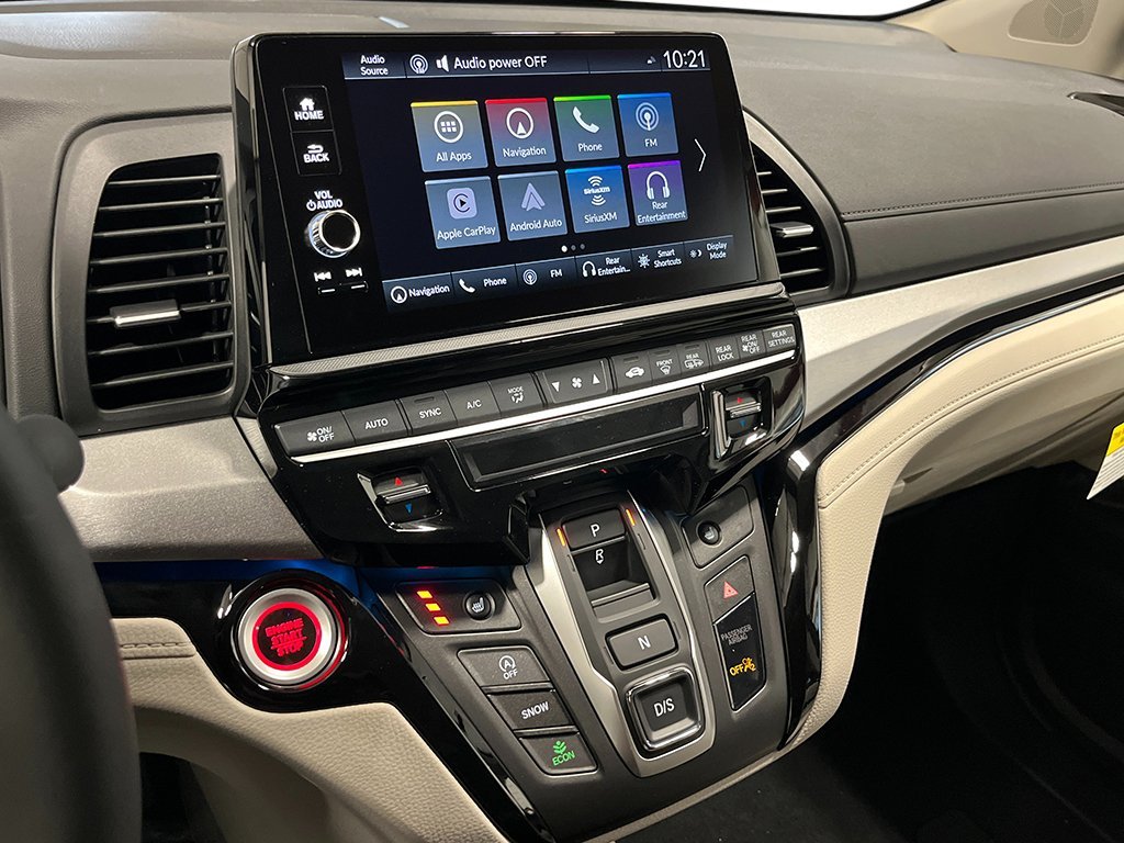 New 2027 Smoke Blue Pearl Honda Touring image 21