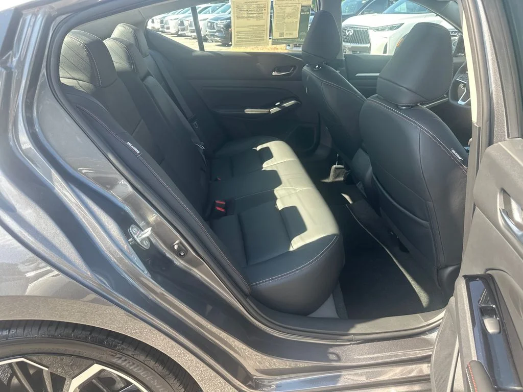Used 2025 Gray Nissan 2.5 SR image 15