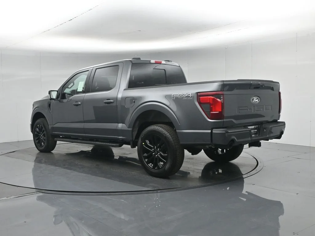 New 2026 Carbonized Gray Metallic Ford XLT image 6