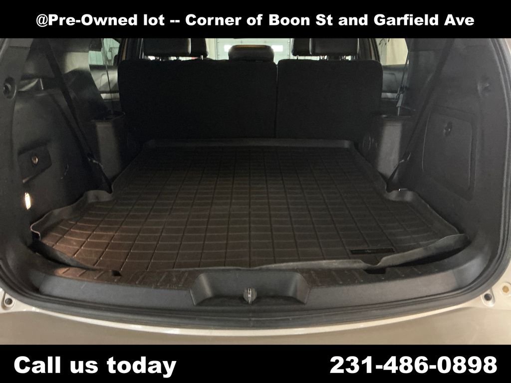 Used 2017 Gold Ford XLT image 28