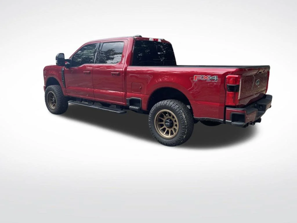 Used 2024 Red Ford XLT image 3