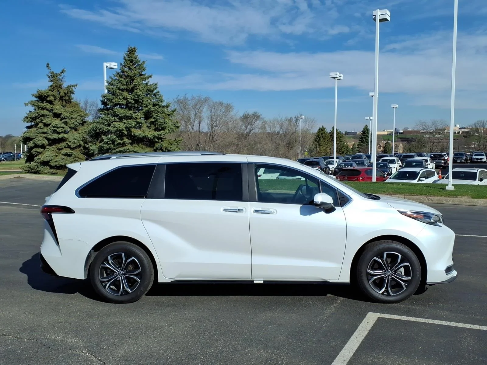Certified 2025 Toyota Sienna Platinum with VIN 5TDESKFC8SS193785 for sale in Burnsville, Minnesota