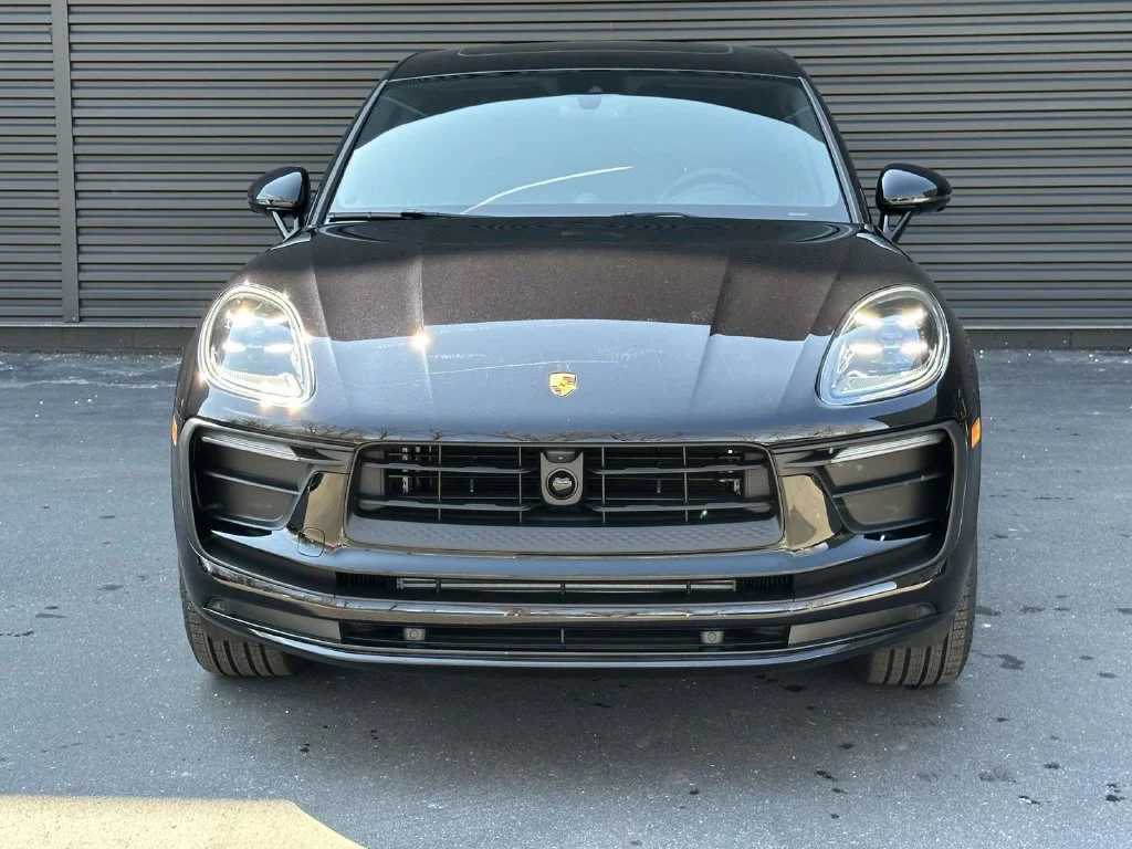 New 2026 Black Porsche T image 8