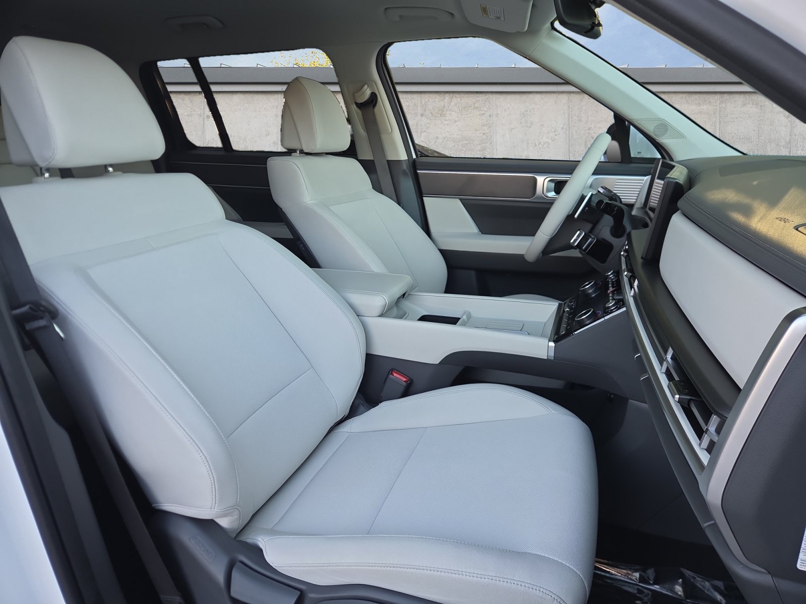 2026 Hyundai Santa Fe SE - Photo 15
