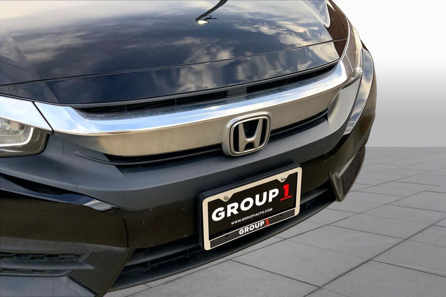 Used 2016  Honda EX-T image 29