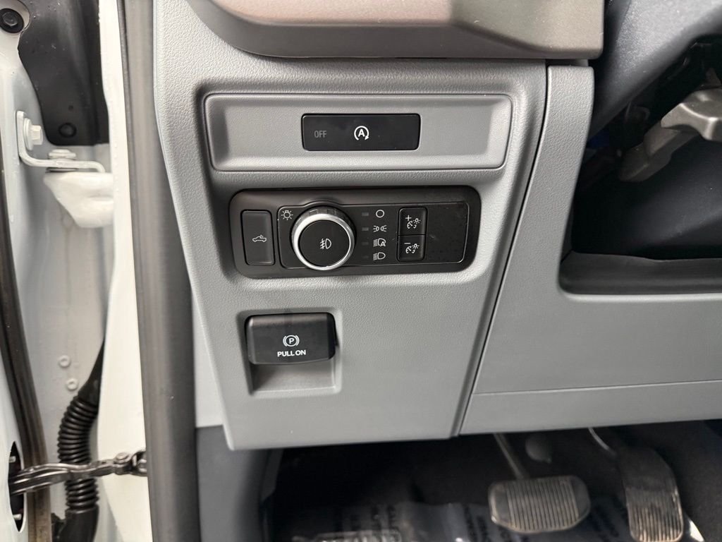 Used 2025 White Ford XLT image 43