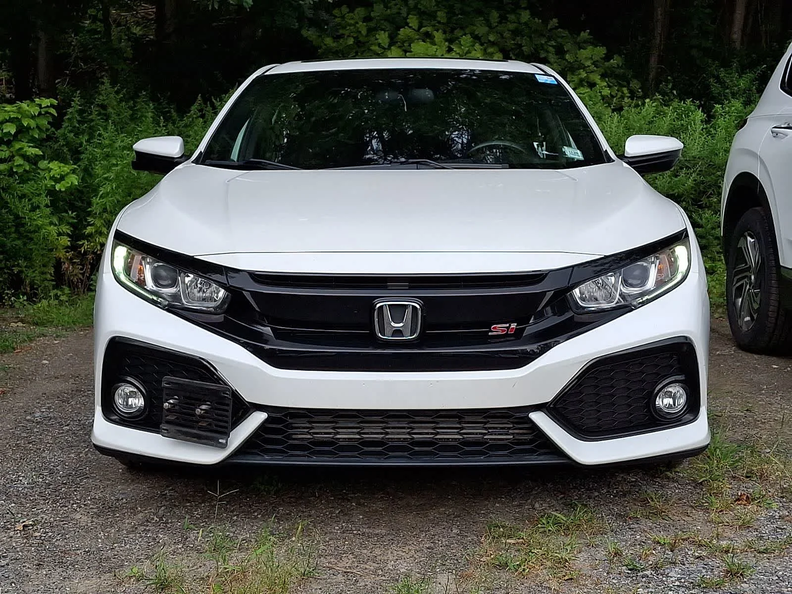 Used 2017  Honda  image 3