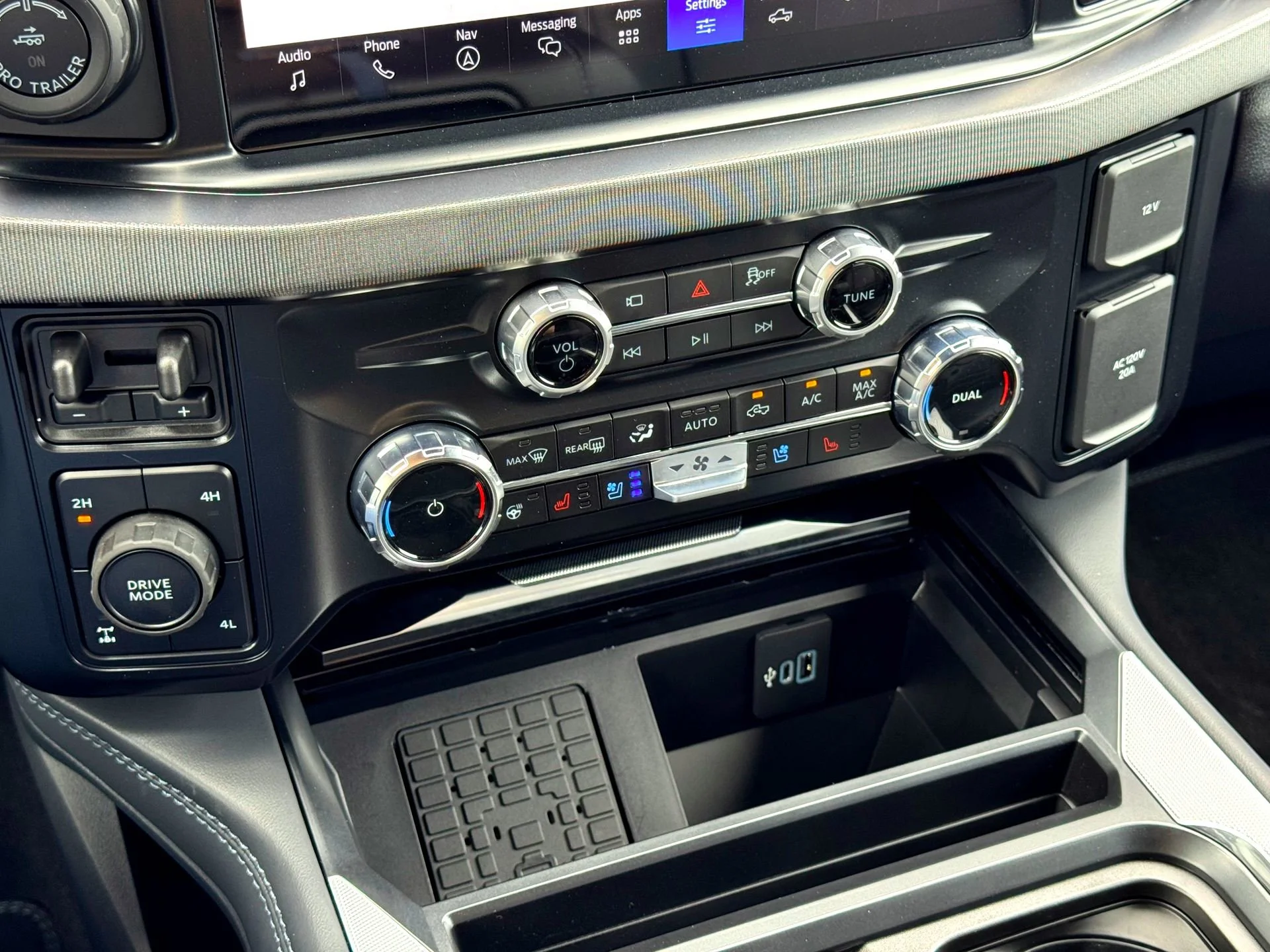 Used 2026  Ford XL image 27