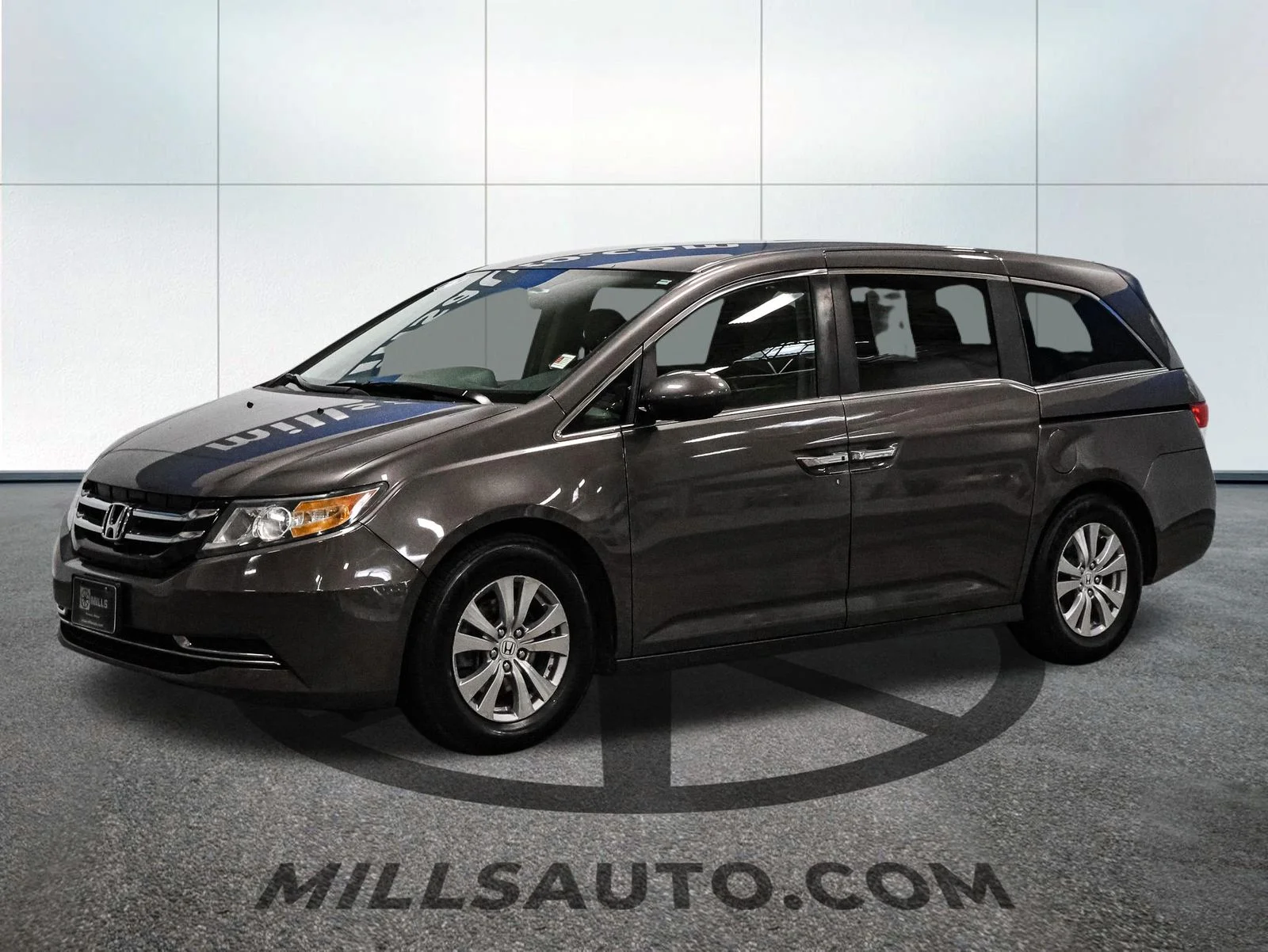 Used 2016 Honda Odyssey SE with VIN 5FNRL5H38GB043359 for sale in Baxter, Minnesota