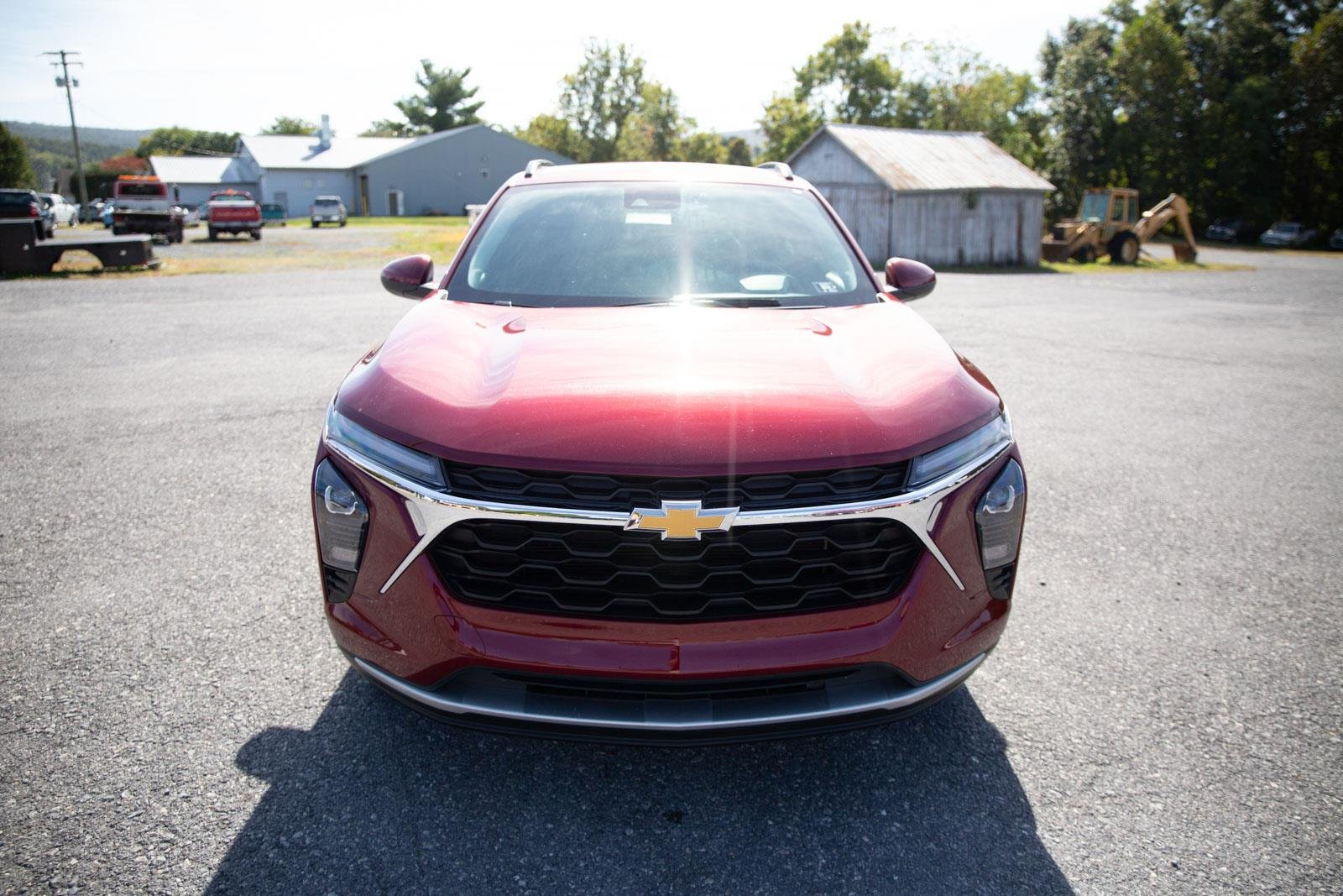 2024 Chevrolet Trax LT - Photo 8