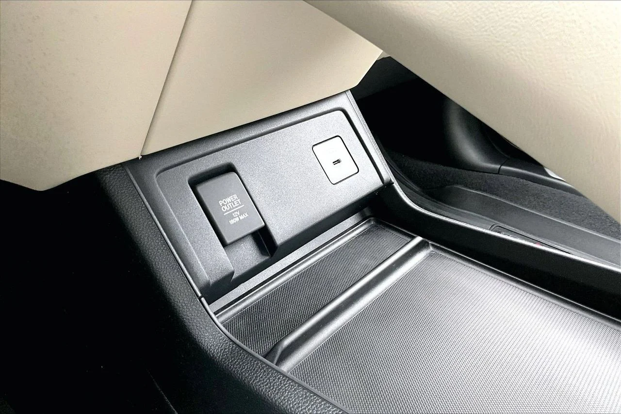 Certified Used 2025  Acura A-Spec Advance Package image 29
