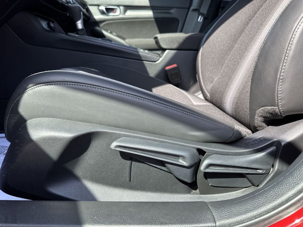 2025 Honda Civic Sport - Photo 18