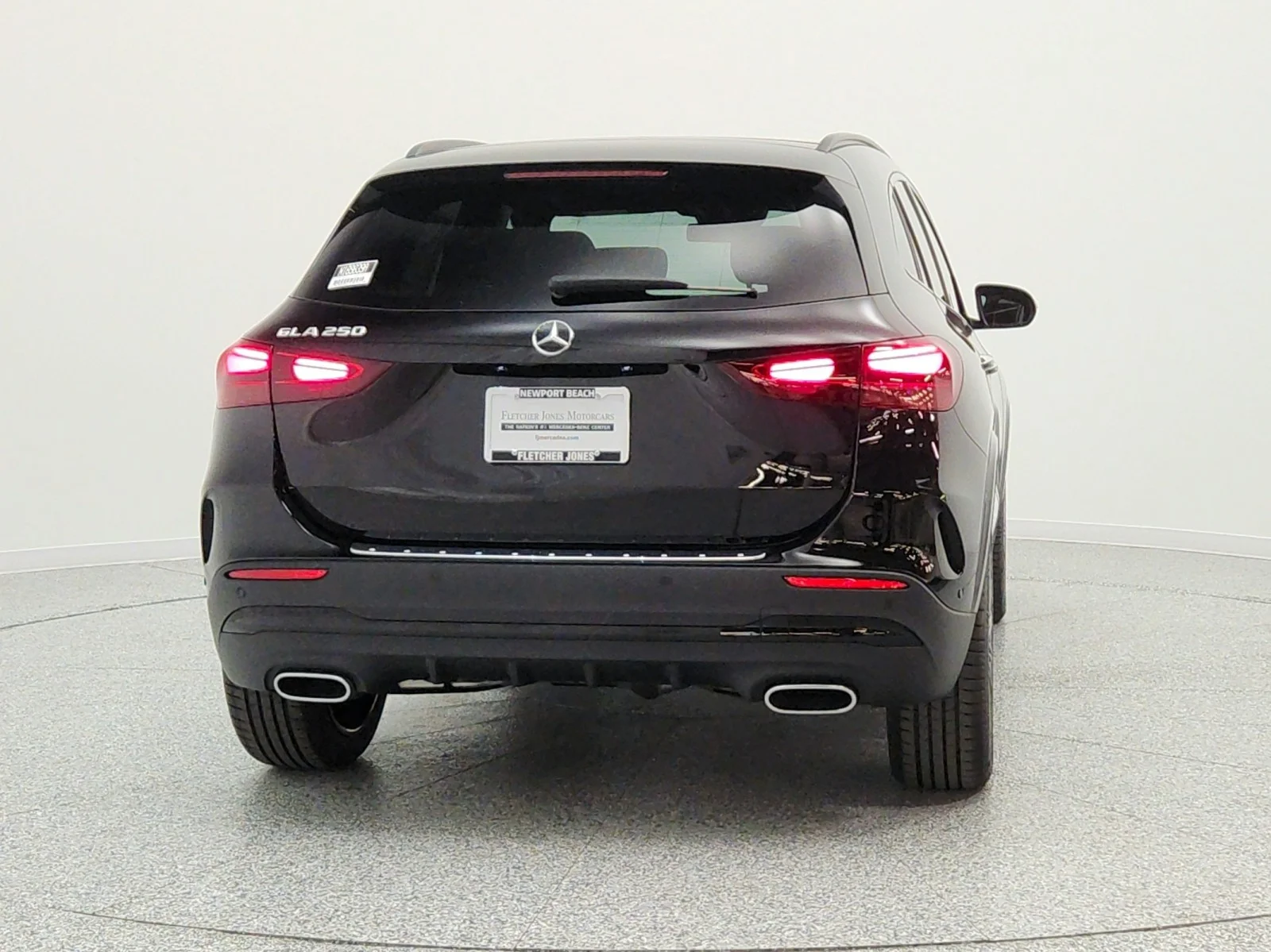 Used 2026 Night Black Mercedes-Benz GLA 250 SUV image 6