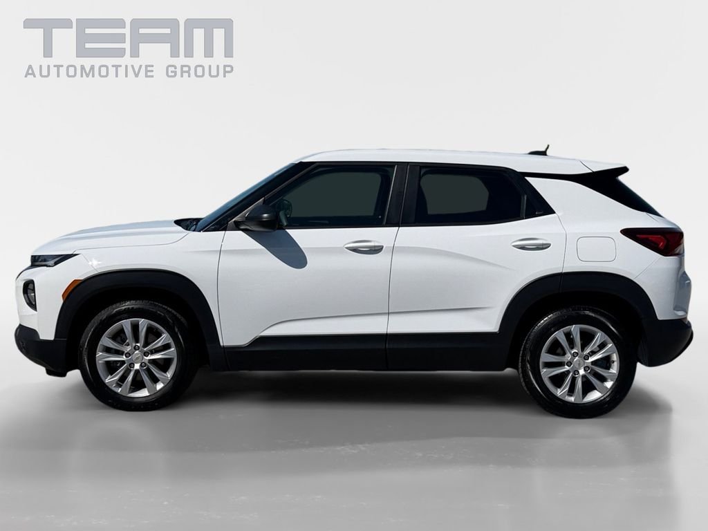 Used 2023 White Chevrolet LS image 4