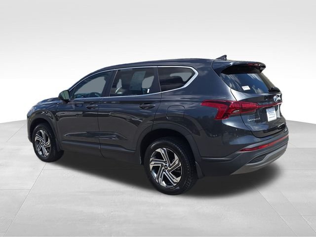 Used 2023 Gray Hyundai SE image 3