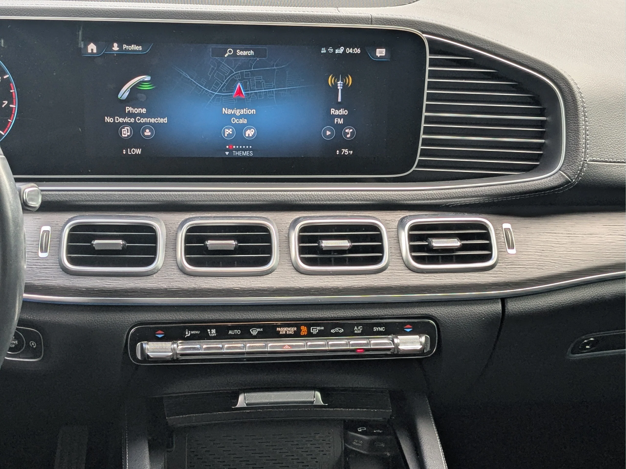 Used 2021 Obsidian Black Metallic Mercedes-Benz GLS 450 image 16