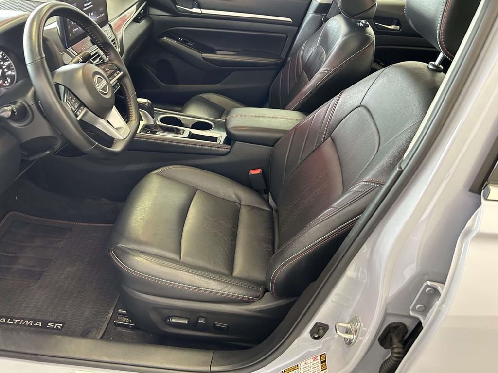 Used 2025 Gray Nissan 2.5 SR image 15