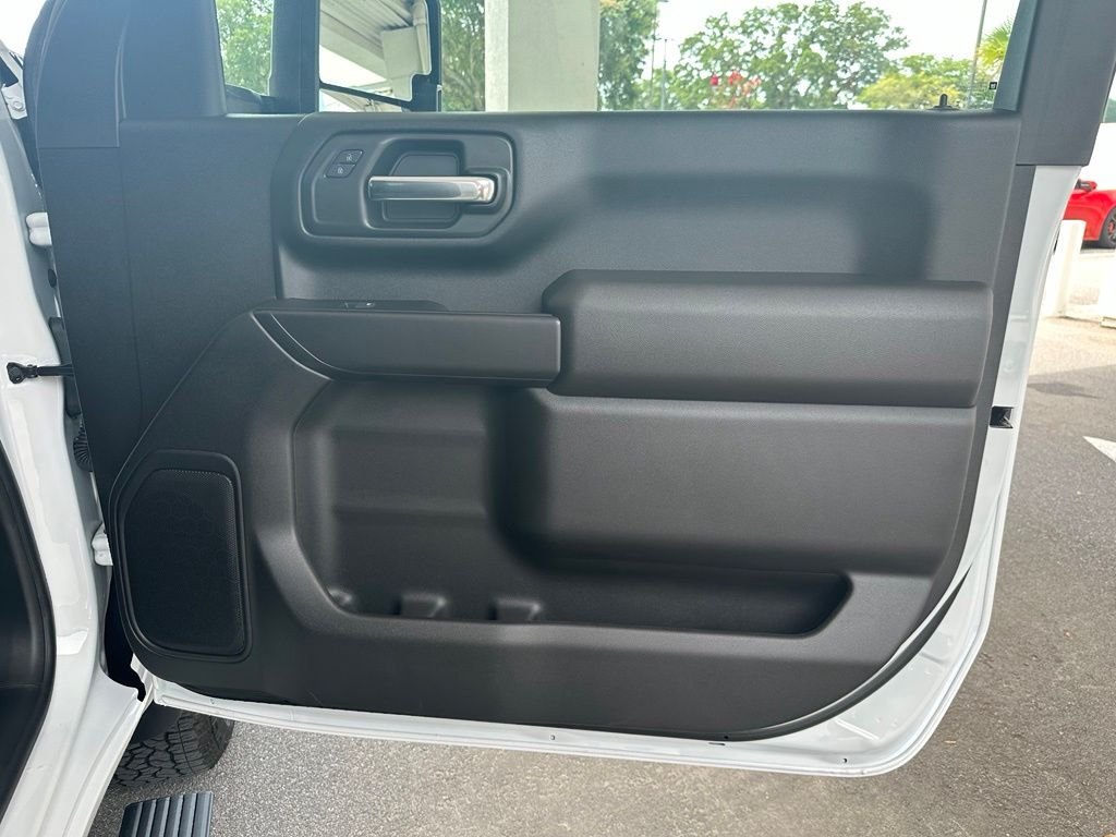 Used 2025 White GMC Pro image 28