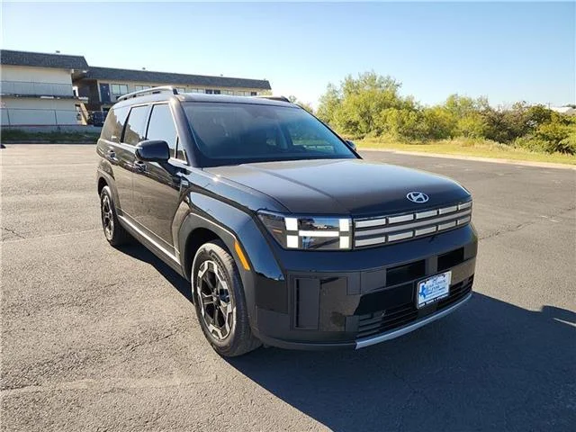 New 2026 Phantom Black Hyundai SEL image 6