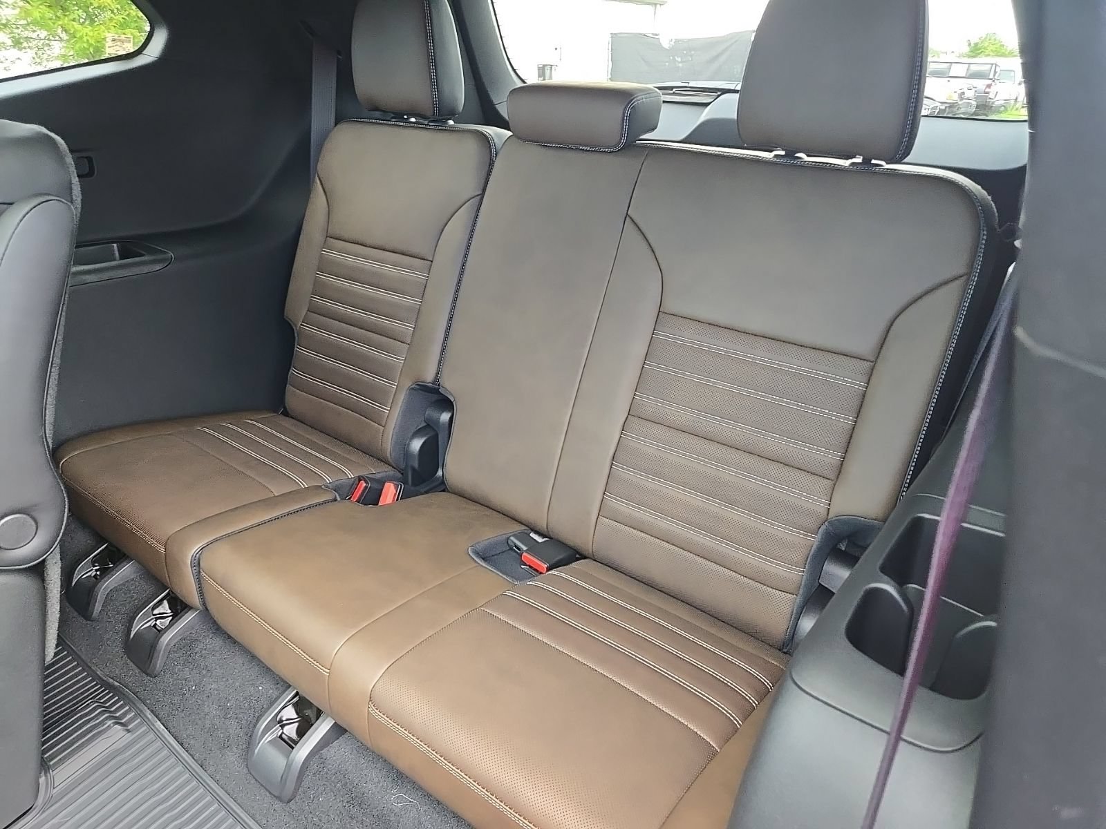 New 2026 Sterling Metallic GMC Denali Ultimate image 27