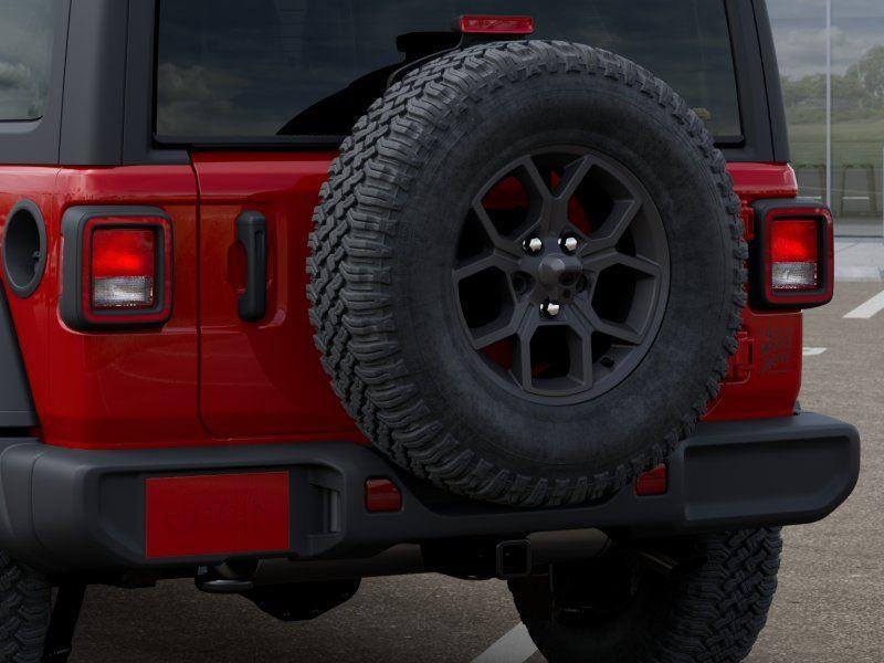 New 2026 Firecracker Red Clear-Coat Exterior Paint Jeep WRANGLER 4-DOOR WILLYS image 13