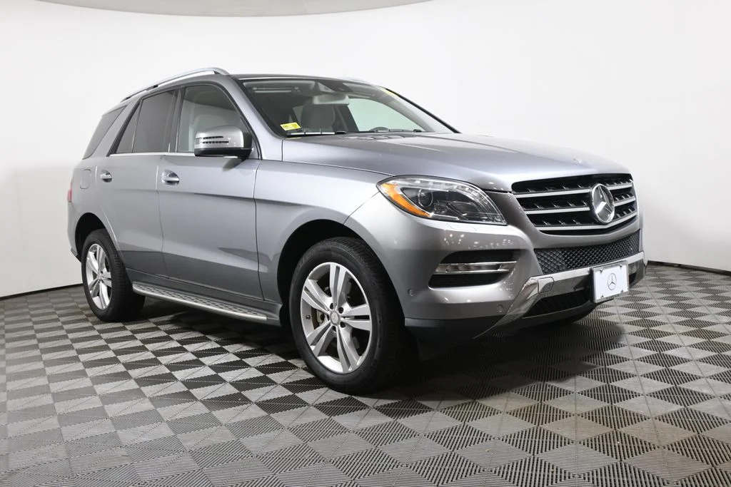 Used 2013 Gray Mercedes-Benz ML 350 image 9