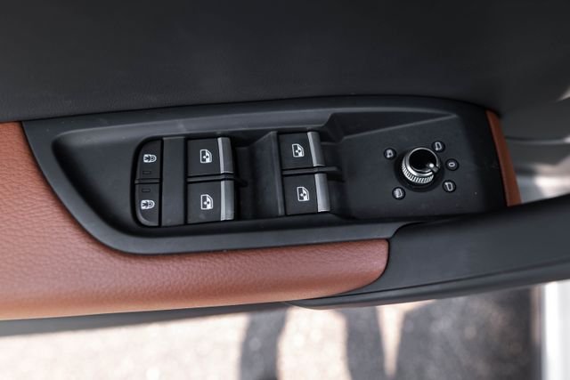 Used 2024  Audi 55 Premium image 20