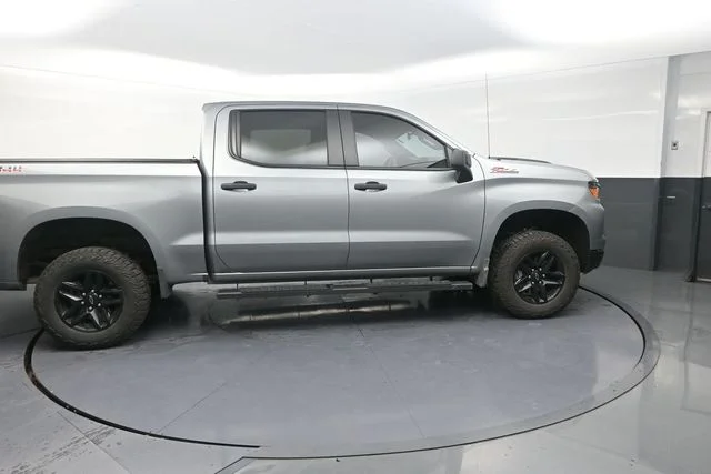 Used 2025 Gray Chevrolet Custom Trail Boss image 9