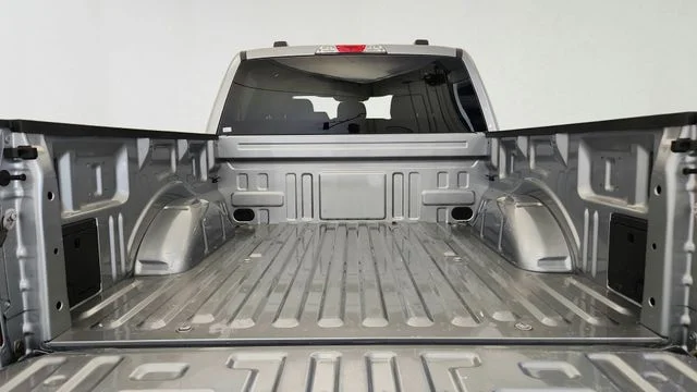 Certified Used 2025 Silver Metallic Ford XLT image 22