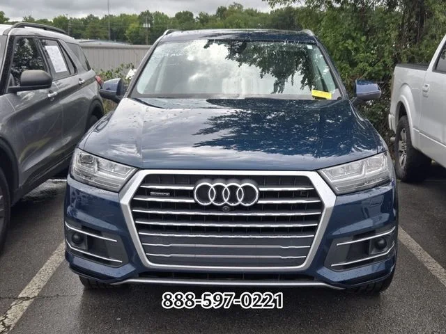 Used 2019  Audi  image 11