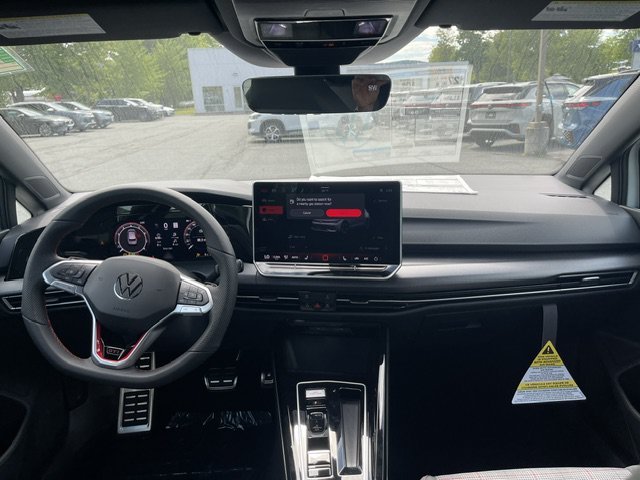 2026 Volkswagen Golf GTI S - Photo 6