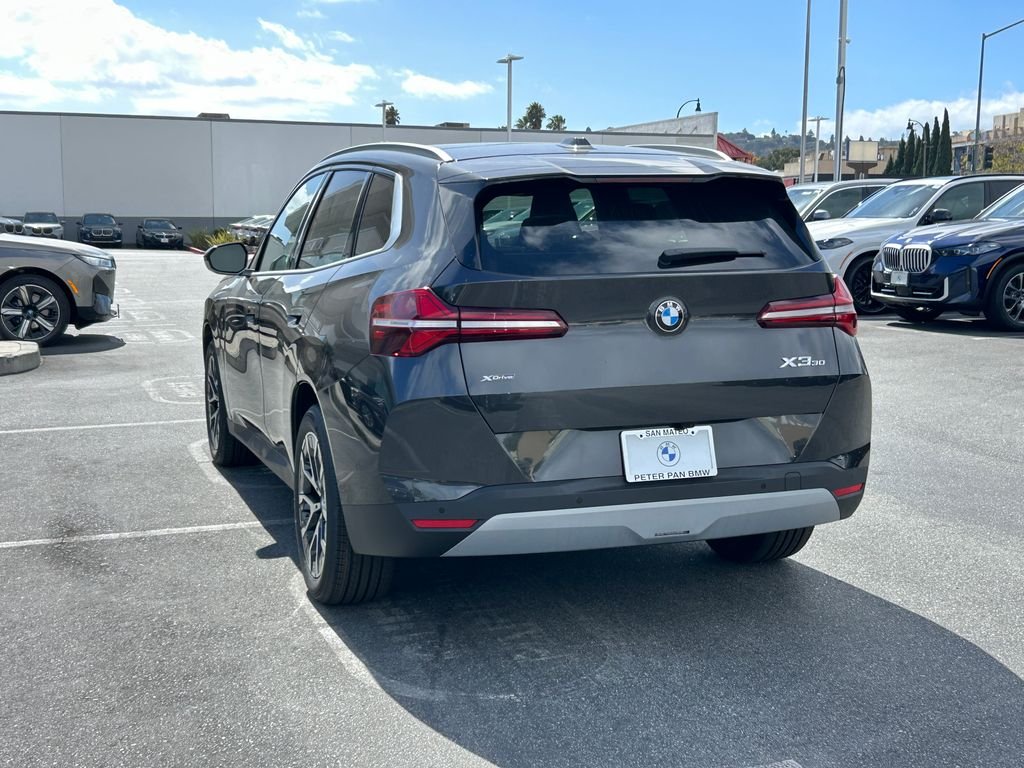 New 2026 Dark Graphite Metallic BMW 30 xDrive image 3