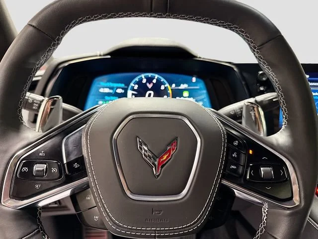 2025 Chevrolet Corvette 2LT - Photo 14