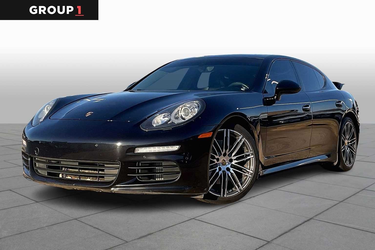 2016 Porsche Panamera S